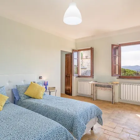 Gh Borgo Pulciano Gospodarstwo agroturystyczne *