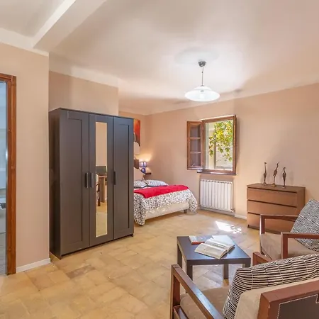 Gospodarstwo agroturystyczne Gh Borgo Pulciano *