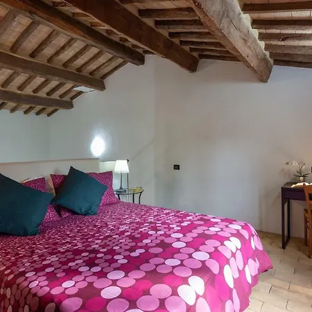 Gh Borgo Pulciano Feriegård Montone (Umbria)