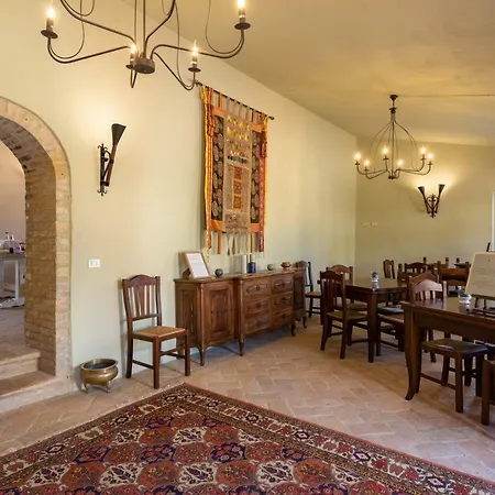 Gh Borgo Pulciano בית חווה