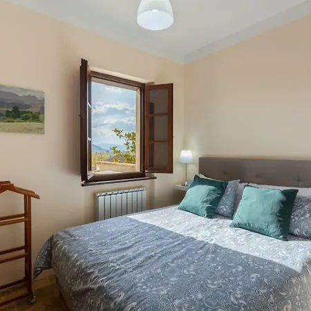 Gh Borgo Pulciano בית חווה מונטונה